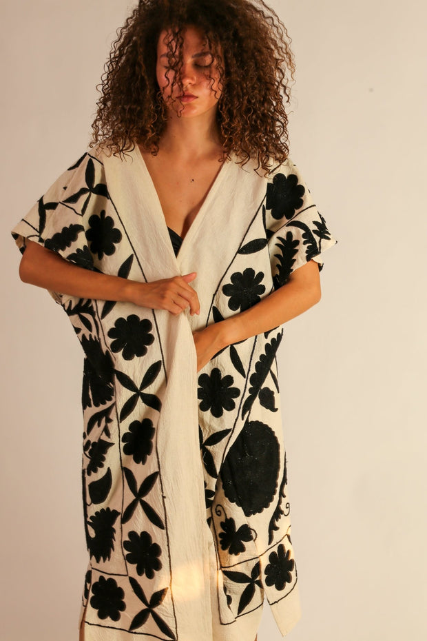 EMBROIDERED KIMONO LUNA - sustainably made MOMO NEW YORK sustainable clothing, Kimono slow fashion